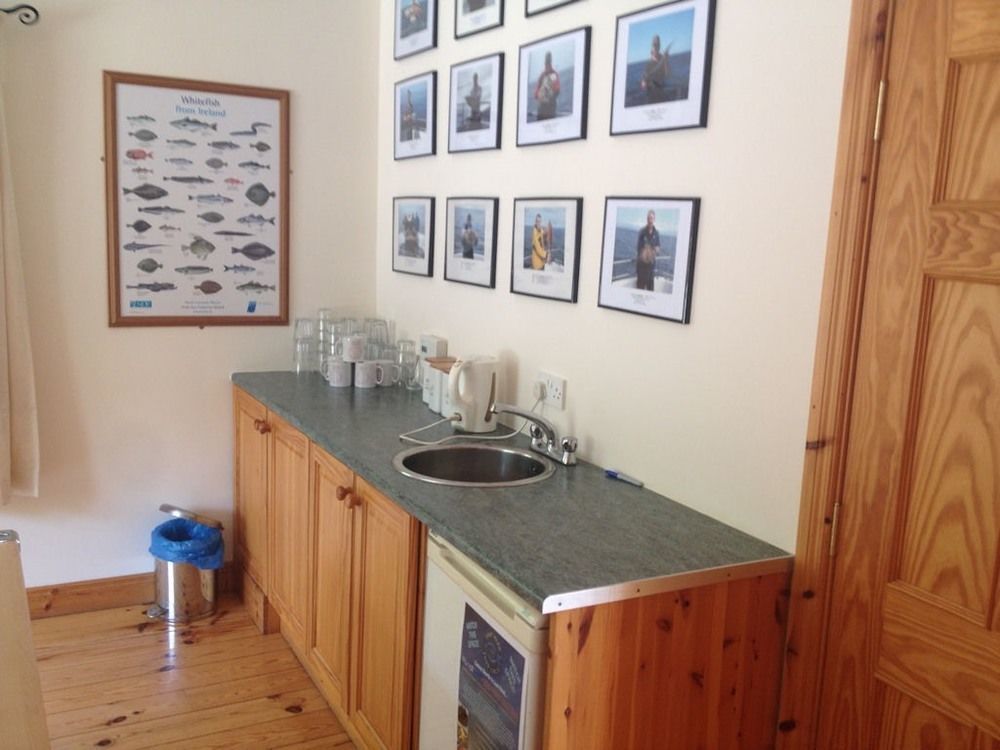 เกลนคาร์ริก ฟาร์มเฮาส์ บีแอนด์บี Bed & Breakfast Carrigaholt ภายนอก รูปภาพ